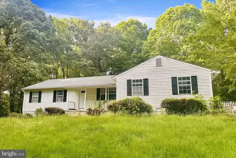 2921 Deep Landing Rd, Huntingtown, MD 20639