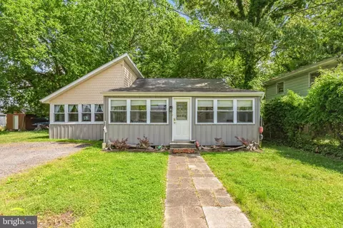 1615 Cedar Rd, Saint Leonard, MD 20685