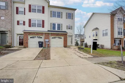 270 Cambridge Pl, Prince Frederick, MD 20678