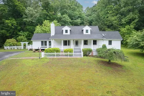 Exterior - 9514 Howes Rd, Dunkirk, MD 20754 photo 4 of 20