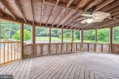 Exterior - 9514 Howes Rd, Dunkirk, MD 20754 photo 14 of 20