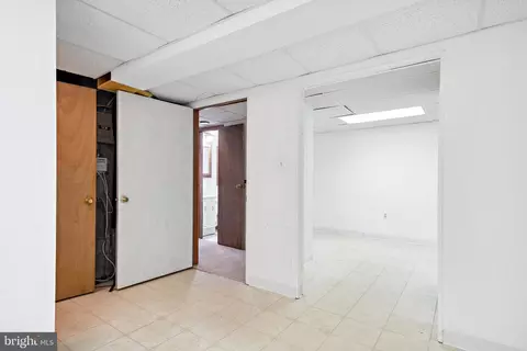 Entry Way - 9514 Howes Rd, Dunkirk, MD 20754 photo 11 of 11