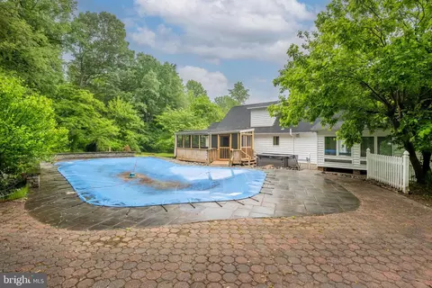 Exterior - 9514 Howes Rd, Dunkirk, MD 20754 photo 10 of 20