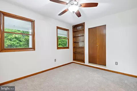 Bedroom - 9514 Howes Rd, Dunkirk, MD 20754 photo 2 of 5