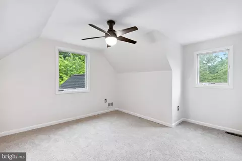 Bedroom - 9514 Howes Rd, Dunkirk, MD 20754 photo 4 of 5