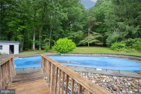 Exterior - 9514 Howes Rd, Dunkirk, MD 20754 photo 8 of 20