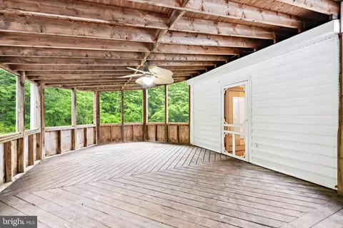 Exterior - 9514 Howes Rd, Dunkirk, MD 20754 photo 13 of 20