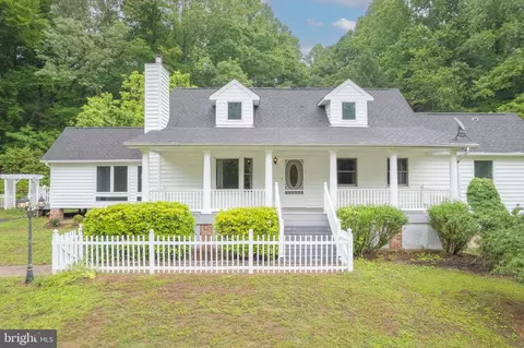 Exterior - 9514 Howes Rd, Dunkirk, MD 20754 photo 2 of 20