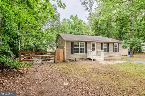 668 Running Fox Rd, Lusby, MD 20657