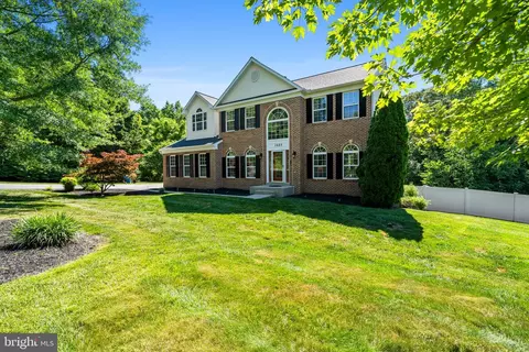 5685 Collington Ct, Huntingtown, MD 20639