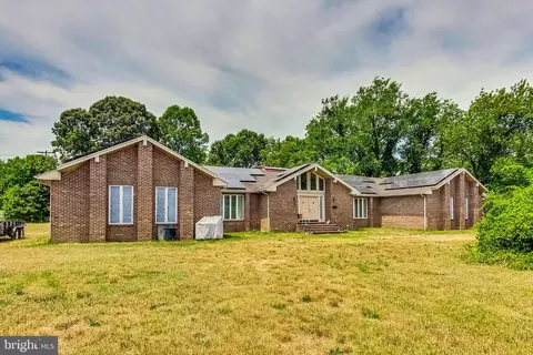 365 Mason Rd, Prince Frederick, MD 20678