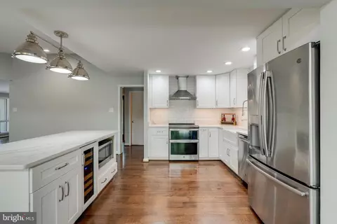 Kitchen - 12700 Springfield Ct, Dunkirk, MD 20754 photo 5 of 7
