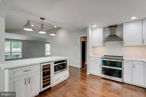 Kitchen - 12700 Springfield Ct, Dunkirk, MD 20754 photo 7 of 7