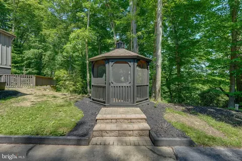 Exterior - 12700 Springfield Ct, Dunkirk, MD 20754 photo 13 of 15