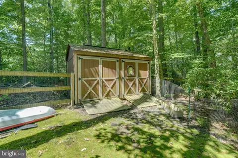 Exterior - 12700 Springfield Ct, Dunkirk, MD 20754 photo 14 of 15