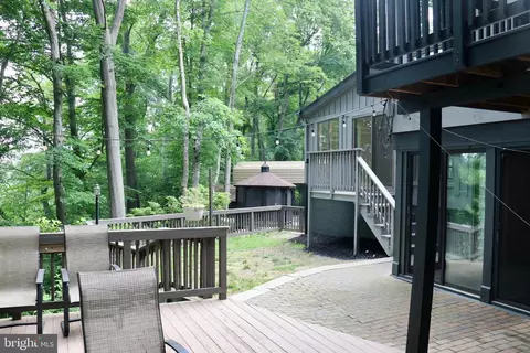 Exterior - 12700 Springfield Ct, Dunkirk, MD 20754 photo 4 of 15