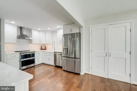 Kitchen - 12700 Springfield Ct, Dunkirk, MD 20754 photo 4 of 7