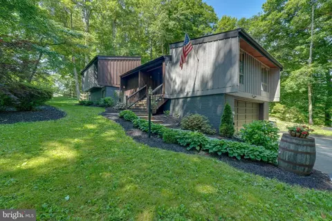 Exterior - 12700 Springfield Ct, Dunkirk, MD 20754 photo 2 of 15