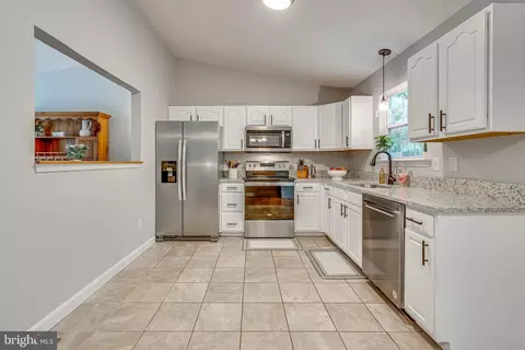 11524 Durango Trl, Lusby, MD 20657 photo 8