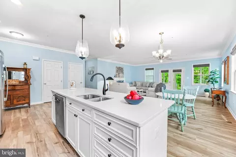 456 Creek View Dr, Solomons, MD 20688 photo 8