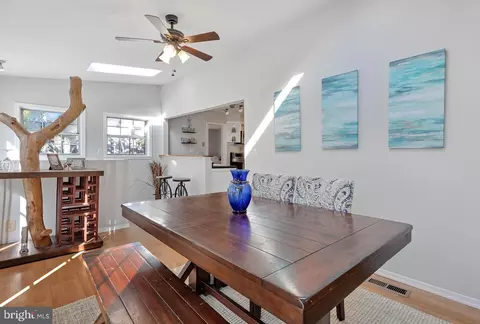 8220 E St, Chesapeake Beach, MD 20732 photo 17