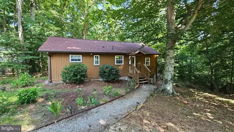 656 Los Alamos Ln, Lusby, MD 20657