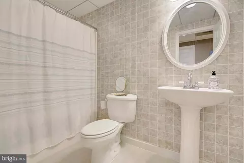 Bath - 3205 Hewitt Ct, Dunkirk, MD 20754 photo 5 of 5