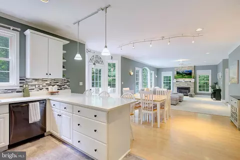 Kitchen - 3205 Hewitt Ct, Dunkirk, MD 20754 photo 2 of 4