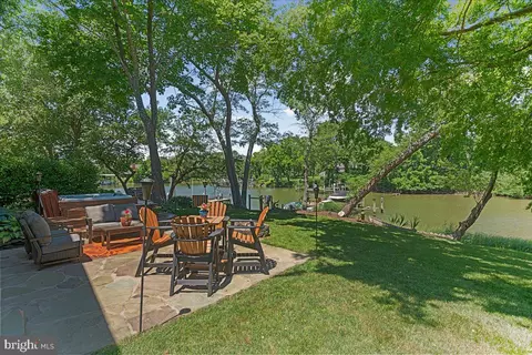 1323 Bucks Ln, Lusby, MD 20657