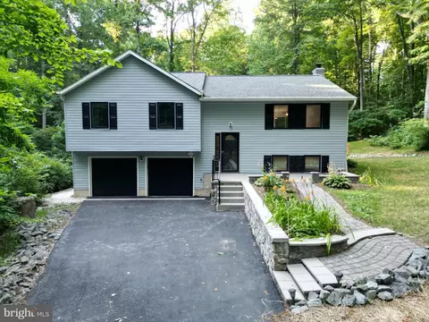 4010 Oak St, Huntingtown, MD 20639