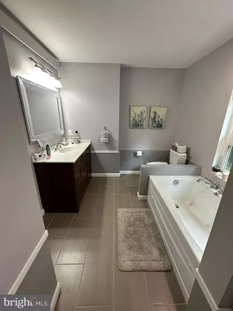 Bath - 3715 3rd St, North Beach, MD 20714 photo 4 of 6