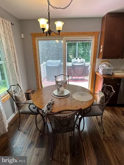 Dining - 3715 3rd St, North Beach, MD 20714 photo 1 of 2