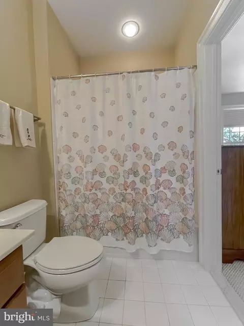 Bath - 1325 Schooner Loop #1325, Solomons, MD 20688 photo 3 of 7