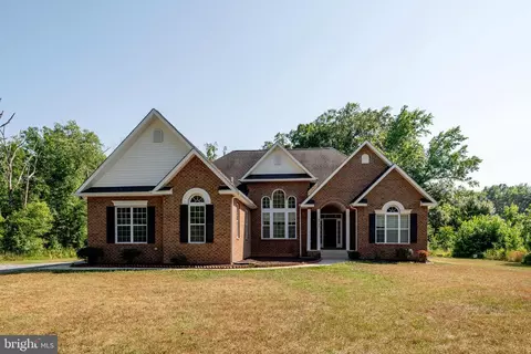 3740 Leitches Wharf Rd, Prince Frederick, MD 20678