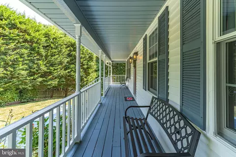 9741 Howes Rd, Dunkirk, MD 20754 photo 4
