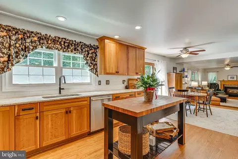 9741 Howes Rd, Dunkirk, MD 20754 photo 11
