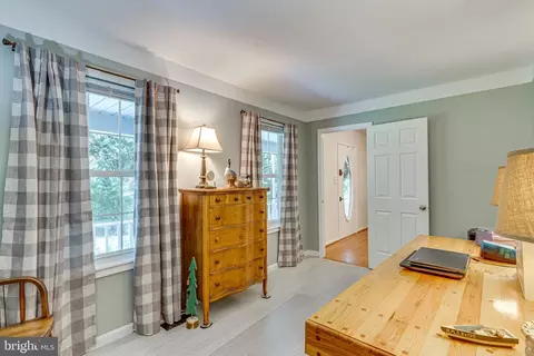 9741 Howes Rd, Dunkirk, MD 20754 photo 5