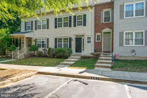 427 Cambridge Pl, Prince Frederick, MD 20678