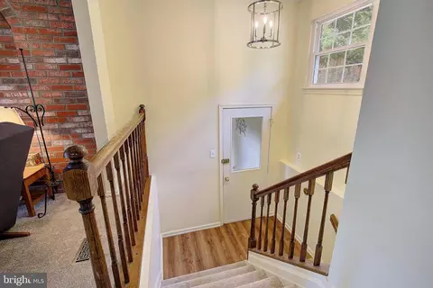 Entry Way - 2821 Jones Rd, Dunkirk, MD 20754 photo 4 of 8