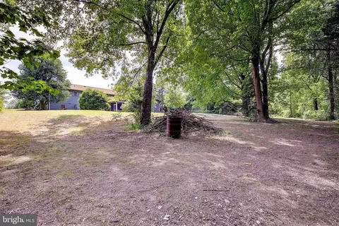 Exterior - 2821 Jones Rd, Dunkirk, MD 20754 photo 11 of 17