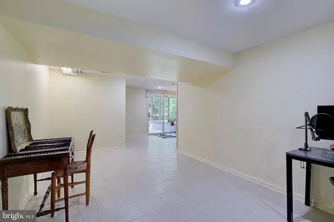 Entry Way - 2821 Jones Rd, Dunkirk, MD 20754 photo 7 of 8