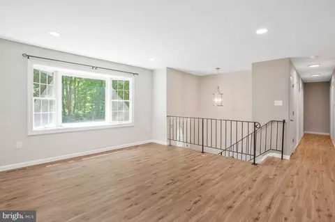 9010 Marcellas Dr, Owings, MD 20736 photo 9
