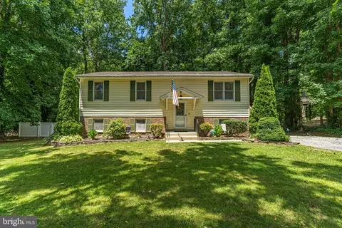 2720 Braeburn Ln, Chesapeake Beach, MD 20732