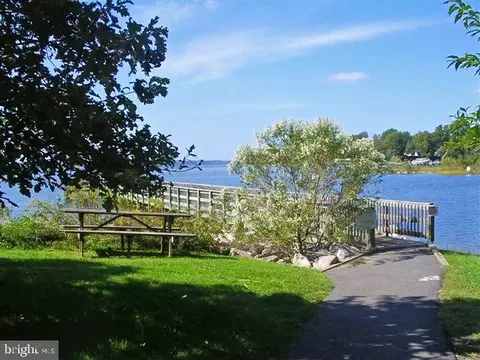 View/Area - 13208 Clipper Cir, Solomons, MD 20688 photo 1 of 4