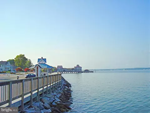 View/Area - 13208 Clipper Cir, Solomons, MD 20688 photo 2 of 4