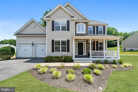 555 Sonoma Ln, Prince Frederick, MD 20678