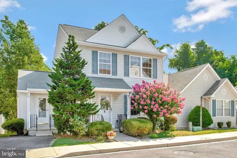 39 Gray Inn Ct, Prince Frederick, MD 20678