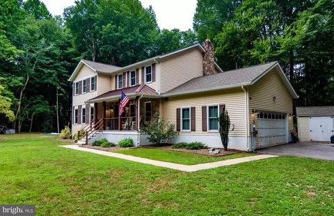 3105 Karen Dr, Chesapeake Beach, MD 20732