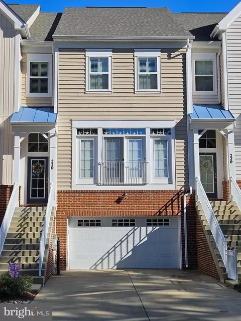 230 Oyster Bay Pl #C4, Solomons, MD 20688