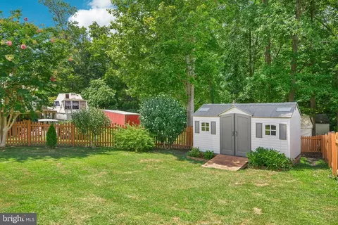 Exterior - 3609 King Dr, Dunkirk, MD 20754 photo 18 of 40